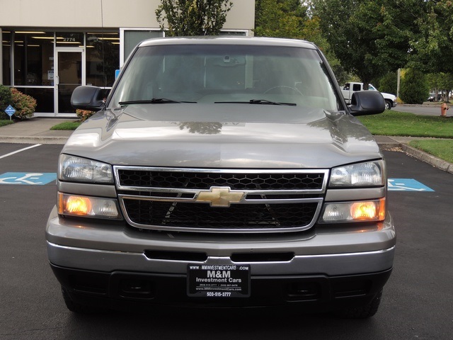 2006 Chevrolet Silverado 1500 LS / 4X4 / Extended Cab 4-Door / 5.3 Liter   - Photo 5 - Portland, OR 97217