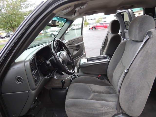 2006 Chevrolet Silverado 1500 LS / 4X4 / Extended Cab 4-Door / 5.3 Liter   - Photo 14 - Portland, OR 97217