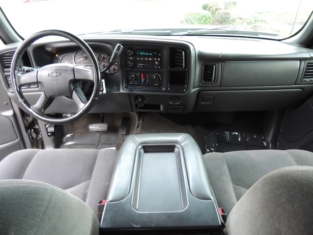 2006 Chevrolet Silverado 1500 LS / 4X4 / Extended Cab 4-Door / 5.3 Liter   - Photo 18 - Portland, OR 97217