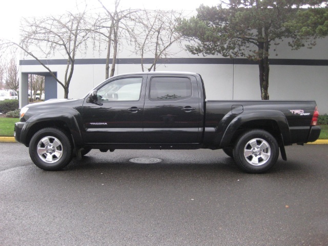 2005 Toyota Tacoma V6   - Photo 3 - Portland, OR 97217