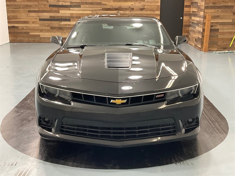 2015 Chevrolet Camaro SS Coupe 2Dr / 6.2L V8 / 6-SPEED / 53K MILES  / LOCAL CAR / Excel Cond - Photo 6 - Gladstone, OR 97027