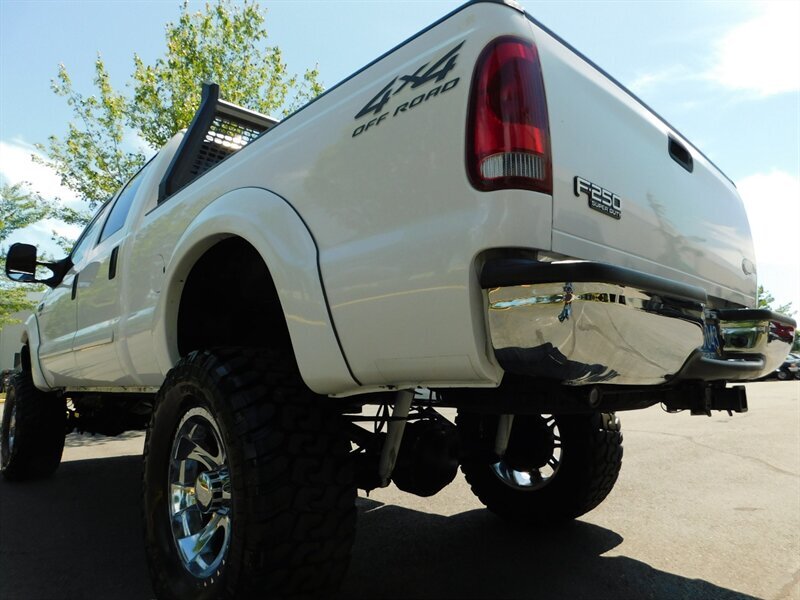 2002 Ford F-250 Super Duty XLT 4X4 V10 / MONSTER LIFT / LOW MILES   - Photo 11 - Portland, OR 97217