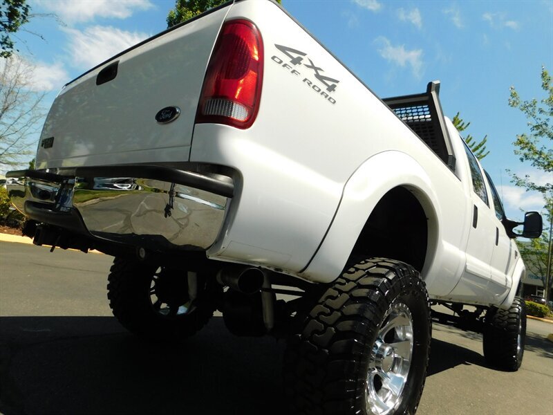 2002 Ford F-250 Super Duty XLT 4X4 V10 / MONSTER LIFT / LOW MILES   - Photo 12 - Portland, OR 97217