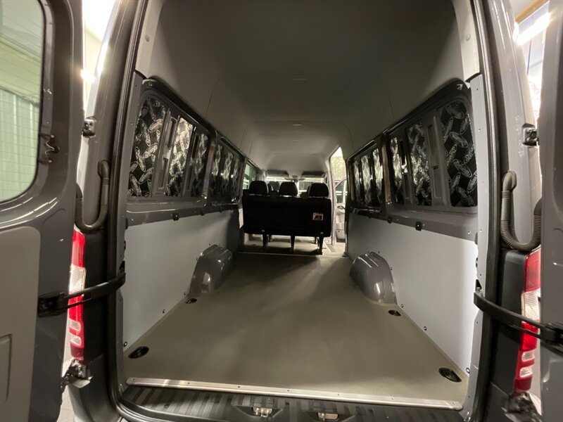 2015 Mercedes-Benz Sprinter 2500 Crew Cargo Van   - Photo 13 - Gladstone, OR 97027