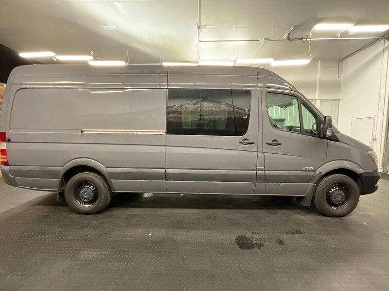 2015 Mercedes-Benz Sprinter 2500 Crew Cargo Van   - Photo 4 - Gladstone, OR 97027