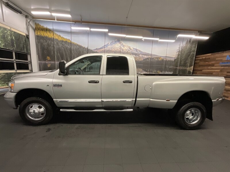 2007 Dodge Ram 3500 Laramie Quad Cab 4X4 / 6.7L DIESEL / DUALLY /LOCAL  Leather & Heated seats / Sunroof / LOCAL TRUCK / RUST FREE / CLEAN !! - Photo 3 - Gladstone, OR 97027