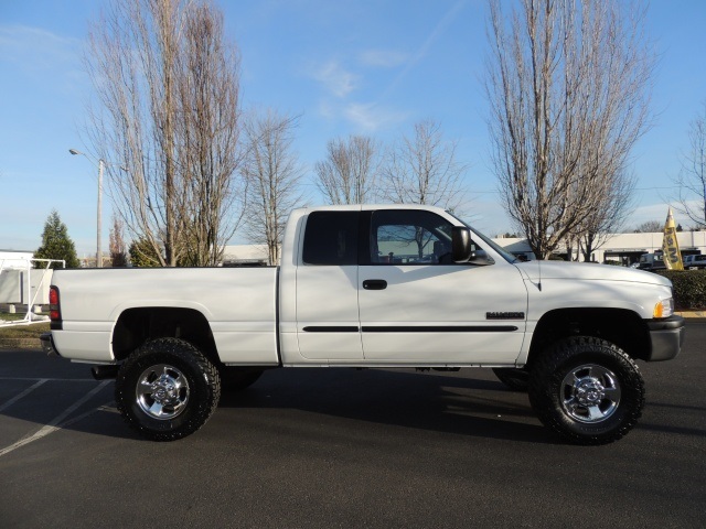 2001 Dodge Ram 2500 DIESEL/ 6-SPEED   - Photo 4 - Portland, OR 97217