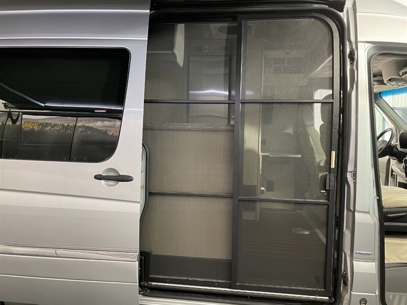 2015 Mercedes-Benz Sprinter 3500 Airstream Interstate Extended Grand Touring   - Photo 9 - Gladstone, OR 97027