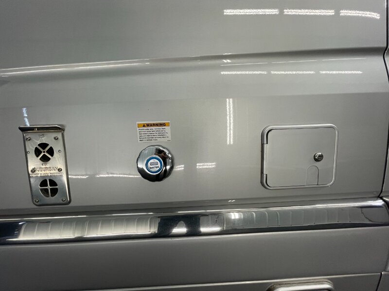 2015 Mercedes-Benz Sprinter 3500 Airstream Interstate Extended Grand Touring   - Photo 34 - Gladstone, OR 97027