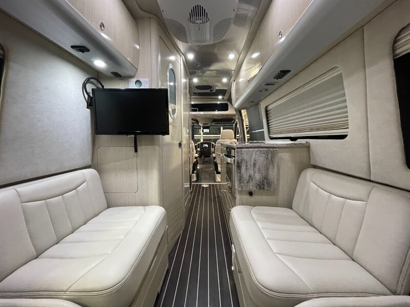 2015 Mercedes-Benz Sprinter 3500 Airstream Interstate Extended Grand Touring   - Photo 12 - Gladstone, OR 97027