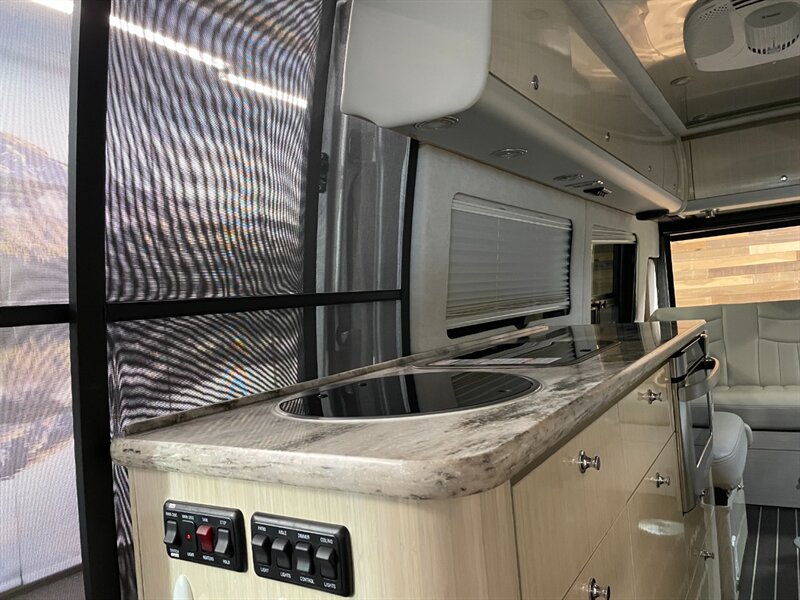 2015 Mercedes-Benz Sprinter 3500 Airstream Interstate Extended Grand Touring   - Photo 19 - Gladstone, OR 97027