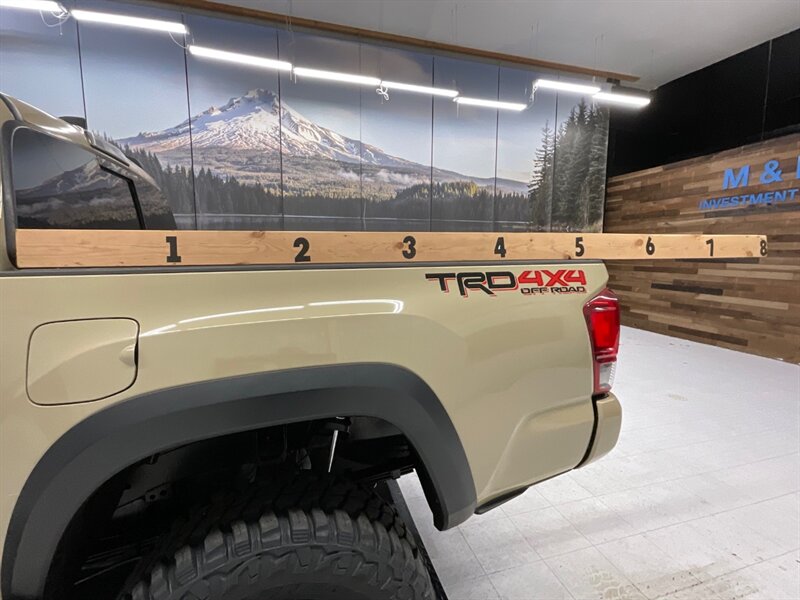 2017 Toyota Tacoma 4x4 TRD Off-Road / Technology Pkg / LIFTED LIFTED  /ARB BUMPER / Sunroof / Navigation & Backup Camera / CRAWL CONTROL / Sunroof / NEW LIFT KIT w/ NEW 35 " MUD TIRES & NEW FUEL WHEELS / SHARP & CLEAN !! - Photo 26 - Gladstone, OR 97027