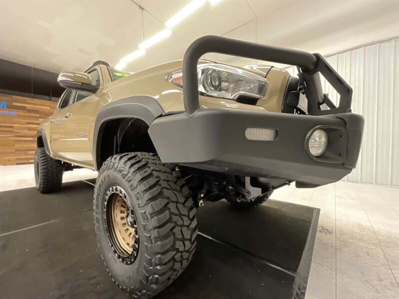 2017 Toyota Tacoma 4x4 TRD Off-Road / Technology Pkg / LIFTED LIFTED  /ARB BUMPER / Sunroof / Navigation & Backup Camera / CRAWL CONTROL / Sunroof / NEW LIFT KIT w/ NEW 35 " MUD TIRES & NEW FUEL WHEELS / SHARP & CLEAN !! - Photo 10 - Gladstone, OR 97027