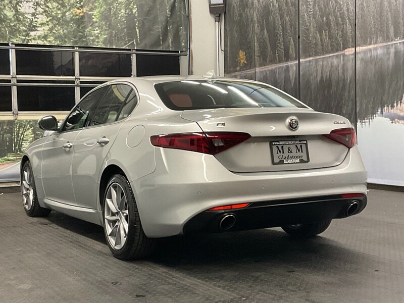 2017 Alfa Romeo Giulia   - Photo 8 - Gladstone, OR 97027