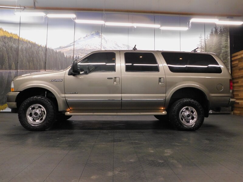 2003 Ford Excursion Limited Sport Utilit   - Photo 3 - Gladstone, OR 97027