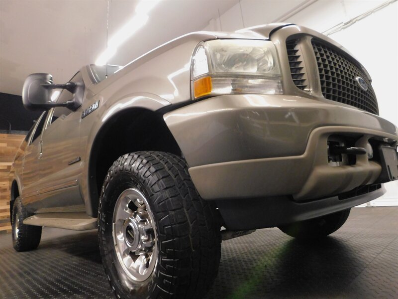 2003 Ford Excursion Limited Sport Utilit   - Photo 23 - Gladstone, OR 97027