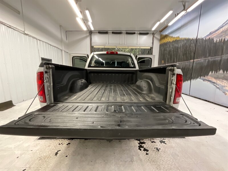 2004 Dodge Ram 3500 SLT 4X4 / 5.9L DIESEL / 6-SPEED / 83K MILES  / LOCAL TRUCK / NEW WHEELS & TIRES - Photo 12 - Gladstone, OR 97027