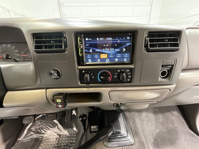 2000 Ford F-250 XLT Crew Cab 4X4 6-SPEED MANUAL / 7.3L DIESEL / ZERO RUST / SHORT BED / LOW MILES - Photo 18 - Gladstone, OR 97027
