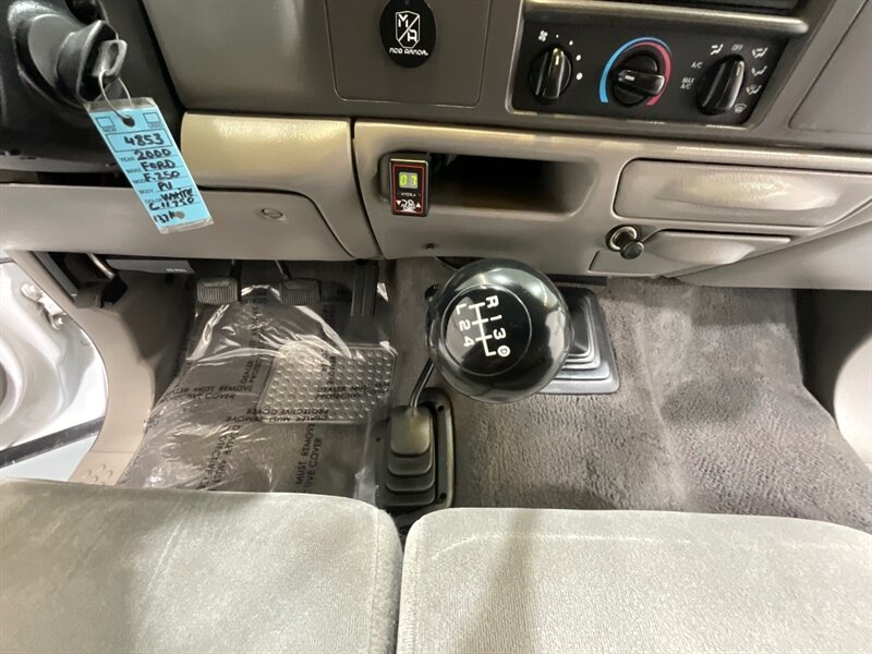 2000 Ford F-250 XLT Crew Cab 4X4 6-SPEED MANUAL / 7.3L DIESEL / ZERO RUST / SHORT BED / LOW MILES - Photo 17 - Gladstone, OR 97027