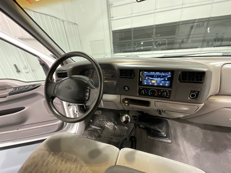 2000 Ford F-250 XLT Crew Cab 4X4 6-SPEED MANUAL / 7.3L DIESEL  / SHORT BED / LOW MILES - Photo 17 - Gladstone, OR 97027