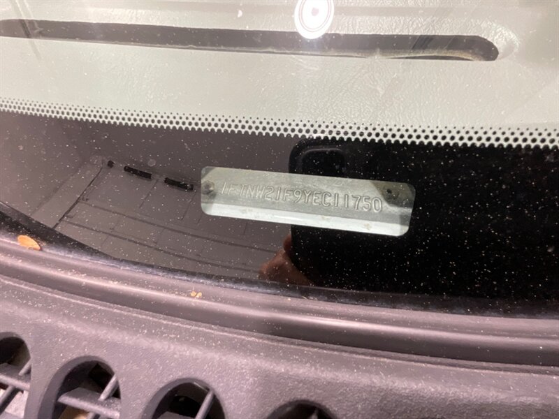 2000 Ford F-250 XLT Crew Cab 4X4 6-SPEED MANUAL / 7.3L DIESEL  / SHORT BED / LOW MILES - Photo 52 - Gladstone, OR 97027