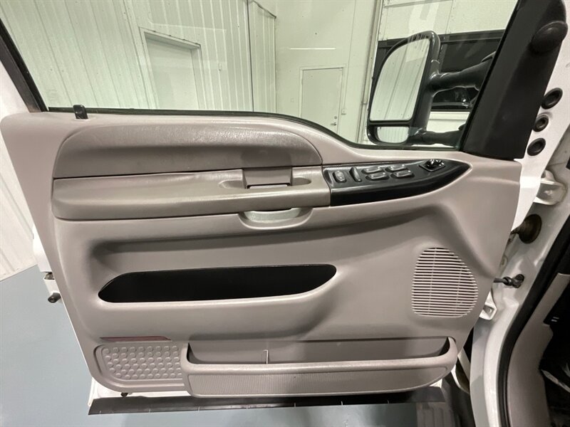 2000 Ford F-250 XLT Crew Cab 4X4 6-SPEED MANUAL / 7.3L DIESEL  / SHORT BED / LOW MILES - Photo 33 - Gladstone, OR 97027