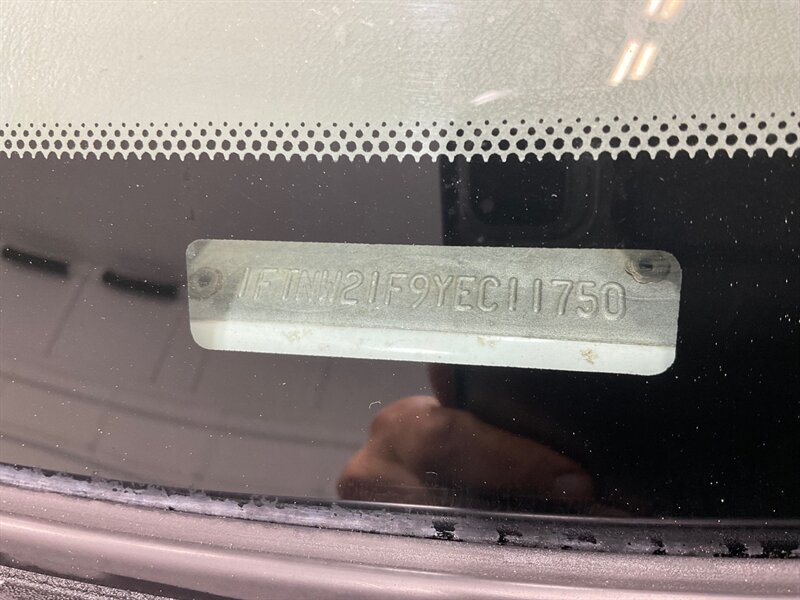 2000 Ford F-250 XLT Crew Cab 4X4 6-SPEED MANUAL / 7.3L DIESEL / ZERO RUST / SHORT BED / LOW MILES - Photo 46 - Gladstone, OR 97027