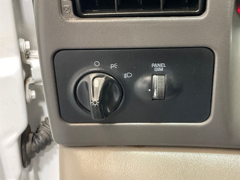 2000 Ford F-250 XLT Crew Cab 4X4 6-SPEED MANUAL / 7.3L DIESEL / ZERO RUST / SHORT BED / LOW MILES - Photo 39 - Gladstone, OR 97027