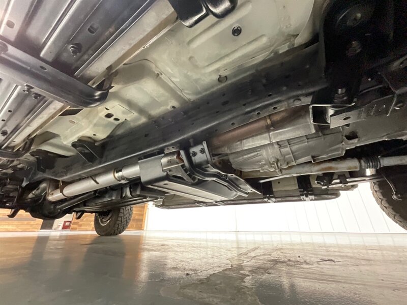 2000 Ford F-250 XLT Crew Cab 4X4 6-SPEED MANUAL / 7.3L DIESEL  / SHORT BED / LOW MILES - Photo 48 - Gladstone, OR 97027