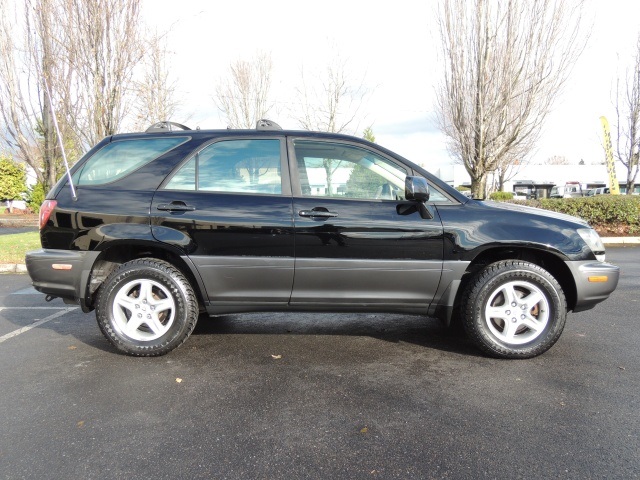 1999 Lexus RX 300 AWD   - Photo 4 - Portland, OR 97217