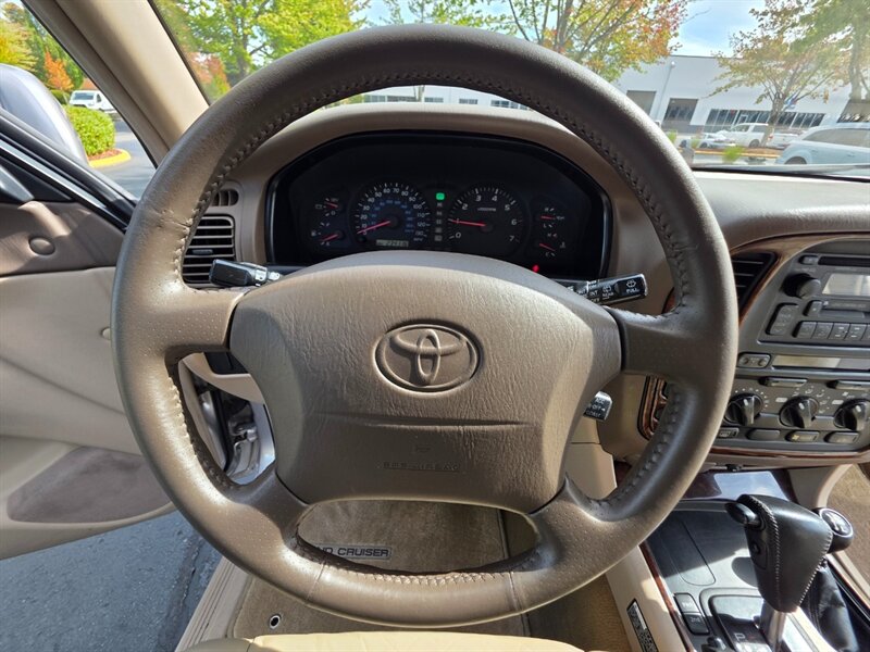 1999 Toyota Land Cruiser / 4X4 / DUAL DIFFERENTIAL LOCKER / TIMING BELT DONE / BRAND NEW OLD MAN EMU LIFT / BRAND NEW WHEELS AND TIRES / FULLY LOADED / ZERO RUST - Photo 57 - Portland, OR 97217