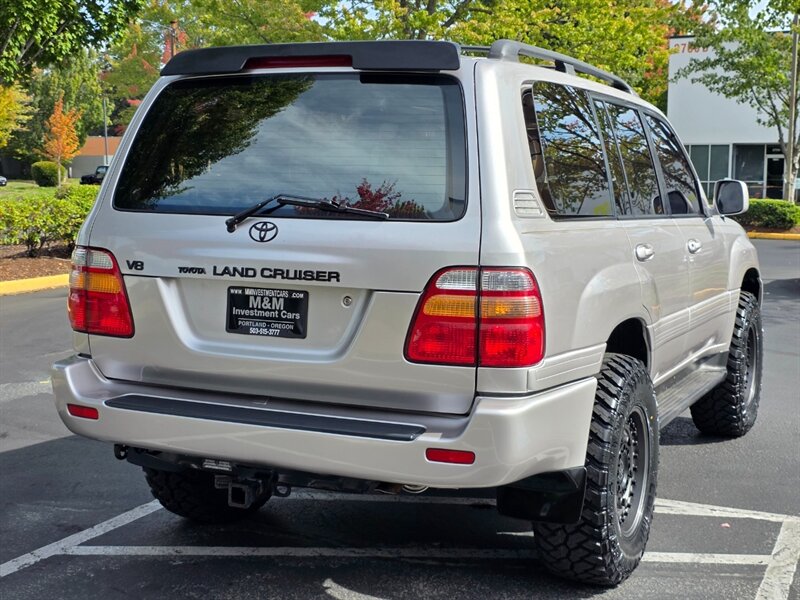 1999 Toyota Land Cruiser / 4X4 / DUAL DIFFERENTIAL LOCKER / TIMING BELT DONE / BRAND NEW OLD MAN EMU LIFT / BRAND NEW WHEELS AND TIRES / FULLY LOADED / ZERO RUST - Photo 8 - Portland, OR 97217