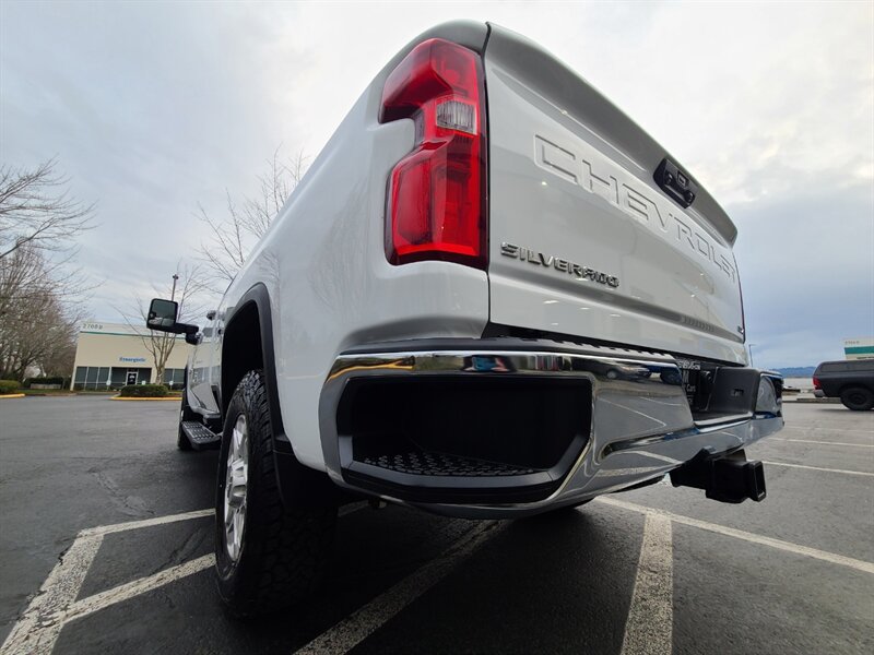 2020 Chevrolet Silverado 2500HD LTZ Z71 4X4 / 6.6 DURAMAX DIESEL / FULLY LOADED  / ALLISON TRANSMISSION / LEATHER / SUNROOF / NEW TIRES / 1-OWNER - Photo 12 - Portland, OR 97217