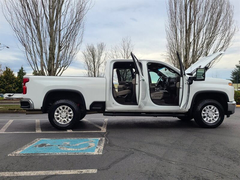 2020 Chevrolet Silverado 2500HD LTZ Z71 4X4 / 6.6 DURAMAX DIESEL / FULLY LOADED  / ALLISON TRANSMISSION / LEATHER / SUNROOF / NEW TIRES / 1-OWNER - Photo 24 - Portland, OR 97217