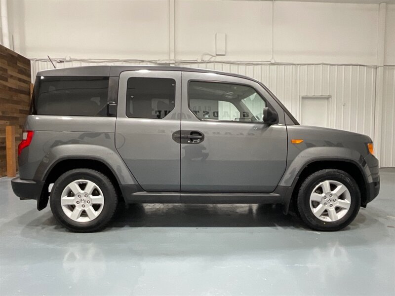 2011 Honda Element EX Sport Utility AWD / 70K MILES / BRAND NEW TIRES  / ZERO RUST - Photo 4 - Gladstone, OR 97027