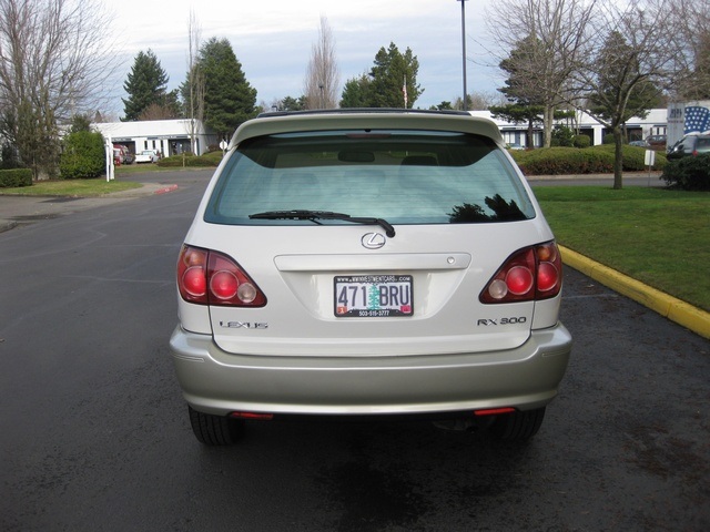 2000 Lexus RX 300 / AWD / Leather / Heated seats   - Photo 4 - Portland, OR 97217