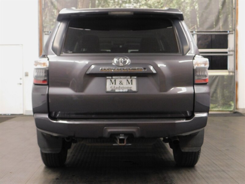 2014 Toyota 4Runner SR5 Premium 4X4 / 3R   - Photo 6 - Gladstone, OR 97027