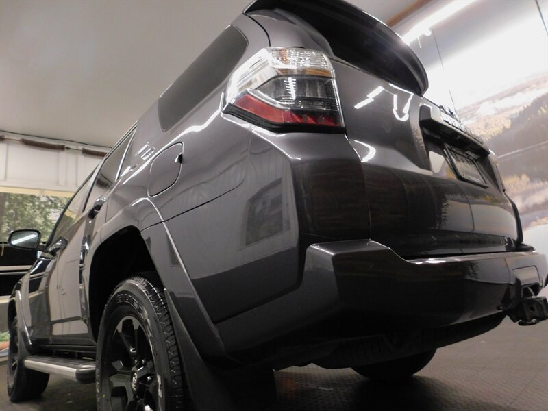 2014 Toyota 4Runner SR5 Premium 4X4 / 3R   - Photo 36 - Gladstone, OR 97027