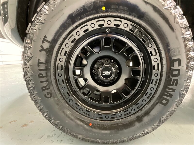 2011 Toyota Tacoma SR5 V6 4X4 LIFTED w. NEW WHEELS TIRES / 80k MILES  / Backup Camera / Towing Pkg - Photo 22 - Gladstone, OR 97027