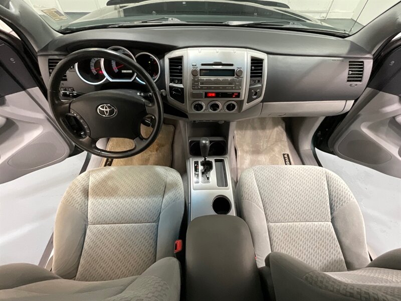 2011 Toyota Tacoma SR5 V6 4X4 LIFTED w. NEW WHEELS TIRES / 80k MILES  / Backup Camera / Towing Pkg - Photo 36 - Gladstone, OR 97027