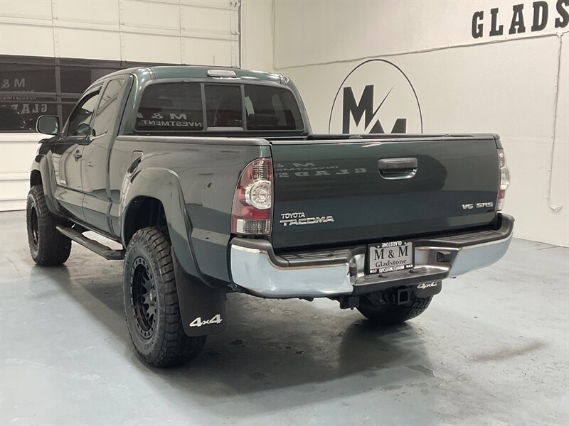 2011 Toyota Tacoma SR5 V6 4X4 LIFTED w. NEW WHEELS TIRES / 80k MILES  / Backup Camera / Towing Pkg - Photo 8 - Gladstone, OR 97027