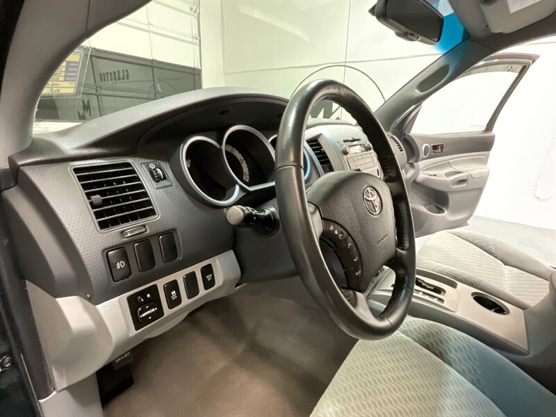 2011 Toyota Tacoma SR5 V6 4X4 LIFTED w. NEW WHEELS TIRES / 80k MILES  / Backup Camera / Towing Pkg - Photo 39 - Gladstone, OR 97027