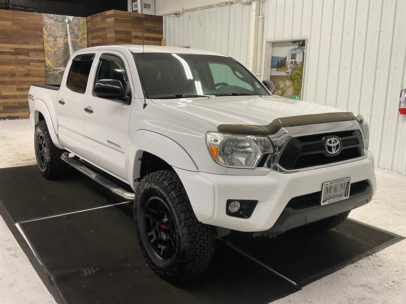 2014 Toyota Tacoma V6 TRD OFF ROAD 4X4 / 4.0L 6Cyl / TRD WHEELS  / BRAND NEW TRD WHEELS & NEW BF GOODRICH TIRES / LOCAL OREGON TRUCK / RUST FREE / REAR DIFF LOCKS / BACKUP CAMERA - Photo 2 - Gladstone, OR 97027