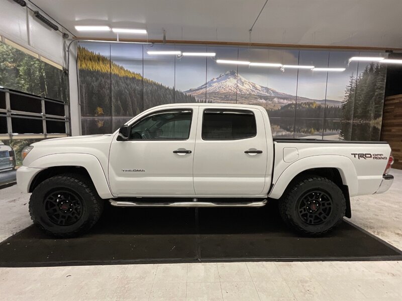 2014 Toyota Tacoma V6 TRD OFF ROAD 4X4 / 4.0L 6Cyl / TRD WHEELS  / BRAND NEW TRD WHEELS & NEW BF GOODRICH TIRES / LOCAL OREGON TRUCK / RUST FREE / REAR DIFF LOCKS / BACKUP CAMERA - Photo 3 - Gladstone, OR 97027