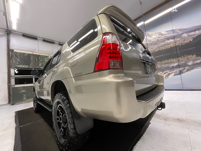 2009 Toyota 4Runner SR5 4X4 / 4.0L V6 / LIFTED w. NEW WHEELS TIRES  / LOCAL OREGON SUV / RUST FREE / NEW LIFT KIT w. NEW BF GOODRICH TIRES & NEW TOYOTA OEM TRD WHEELS / 123,000 MILES - Photo 10 - Gladstone, OR 97027