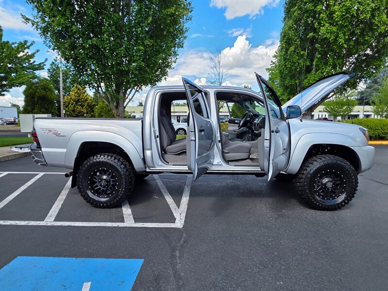 2011 Toyota Tacoma DOUBLE CAB 4X4 TRD OFF ROAD V6 DIFF LOCK / 6 SPEED MANUAL / LIFTED / BILSTIEN SUSPENSION LIFT / SPC CONTROL ARMS / 133 K MILES - Photo 24 - Portland, OR 97217