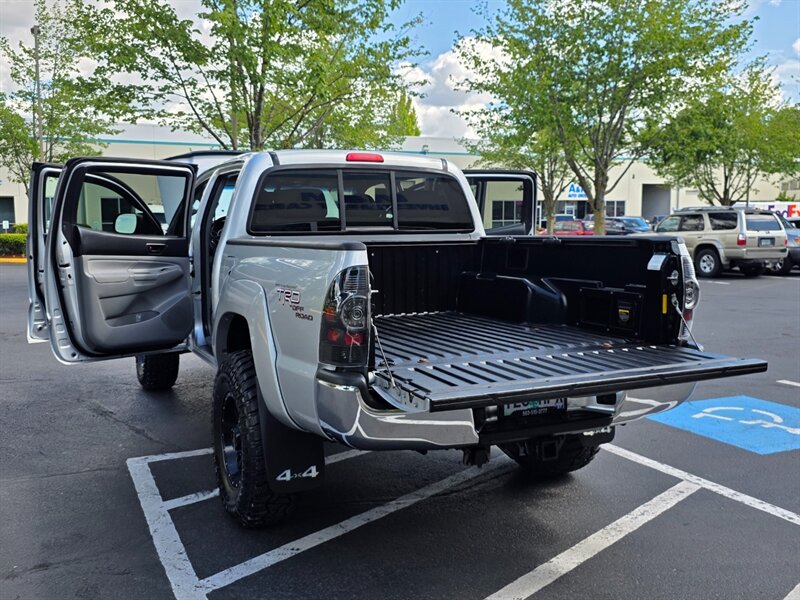 2011 Toyota Tacoma DOUBLE CAB 4X4 TRD OFF ROAD V6 DIFF LOCK / 6 SPEED MANUAL / LIFTED / BILSTIEN SUSPENSION LIFT / SPC CONTROL ARMS / 133 K MILES - Photo 27 - Portland, OR 97217