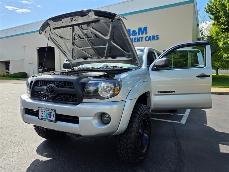 2011 Toyota Tacoma DOUBLE CAB 4X4 TRD OFF ROAD V6 DIFF LOCK / 6 SPEED MANUAL / LIFTED / BILSTIEN SUSPENSION LIFT / SPC CONTROL ARMS / 133 K MILES - Photo 25 - Portland, OR 97217