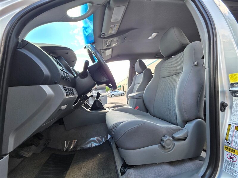 2011 Toyota Tacoma DOUBLE CAB 4X4 TRD OFF ROAD V6 DIFF LOCK / 6 SPEED MANUAL / LIFTED / BILSTIEN SUSPENSION LIFT / SPC CONTROL ARMS / 133 K MILES - Photo 13 - Portland, OR 97217