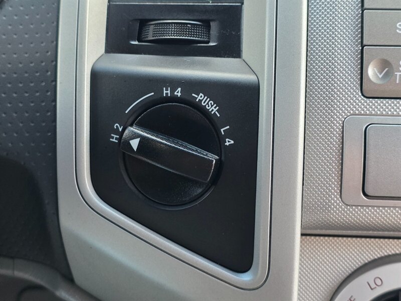 2011 Toyota Tacoma DOUBLE CAB 4X4 TRD OFF ROAD V6 DIFF LOCK / 6 SPEED MANUAL / LIFTED / BILSTIEN SUSPENSION LIFT / SPC CONTROL ARMS / 133 K MILES - Photo 40 - Portland, OR 97217